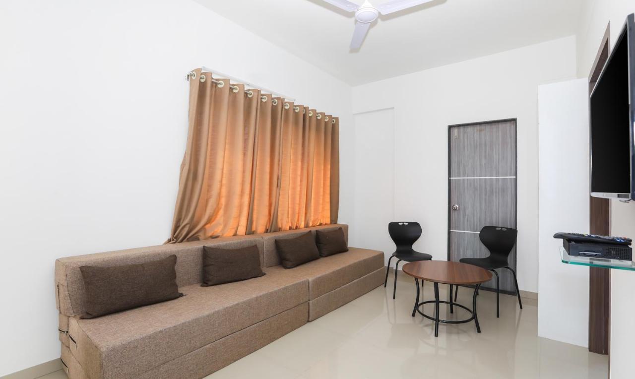 Treebo Sapphire Studio Nashik Luaran gambar