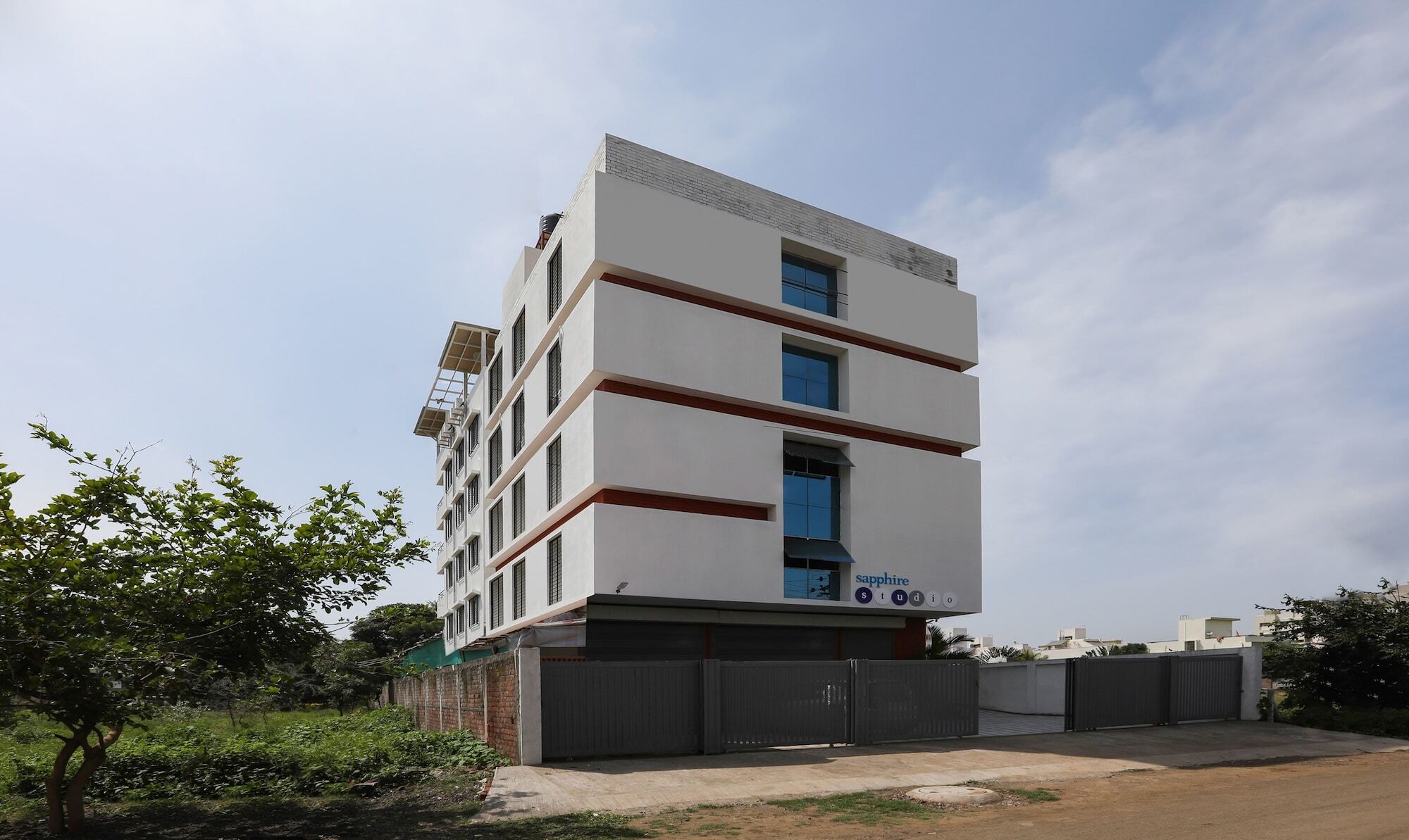 Treebo Sapphire Studio Nashik Luaran gambar